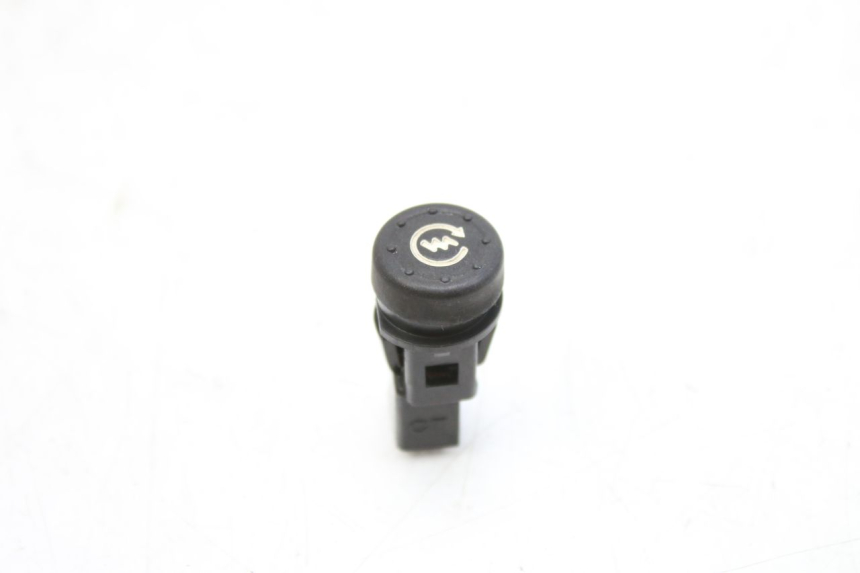 photo de INTERRUPTOR DE PARTIDA PIAGGIO FLY 2T 50 (2004 - 2017) - Zoom do estado de desgaste