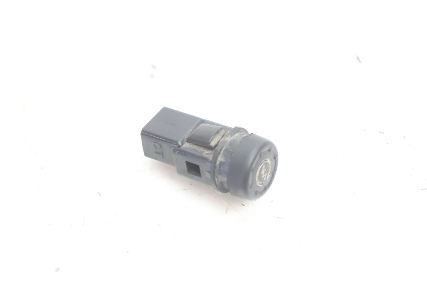 photo de INTERRUPTOR DE PARTIDA PIAGGIO FLY 2T 50 (2004 - 2017) - Detalhe da peça