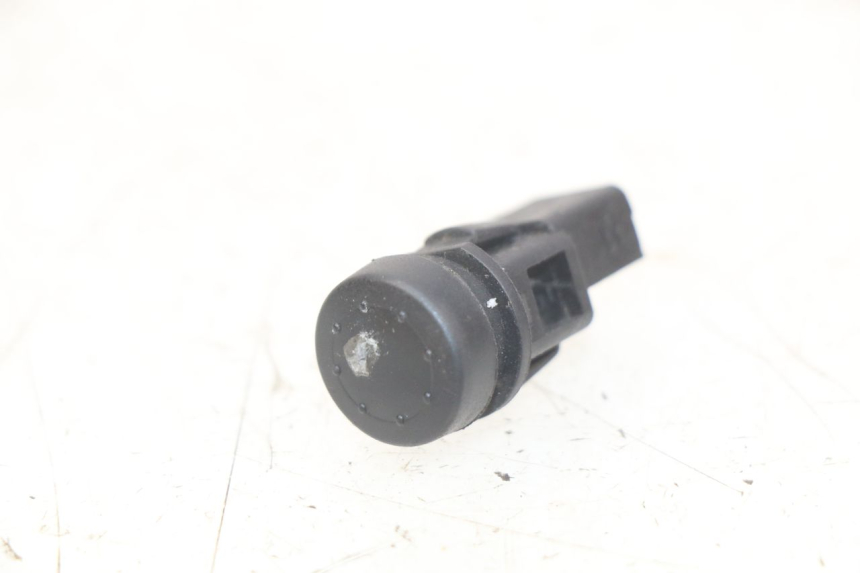 photo de COMUTADOR DE PARTIDA PIAGGIO FLY 4T 50 (2013 - 2017) - Vista principal