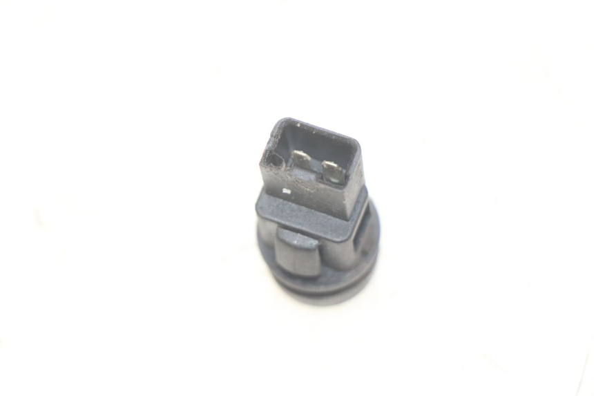photo de COMUTADOR DE PARTIDA PIAGGIO FLY 4T 50 (2013 - 2017) - Detalhe da peça