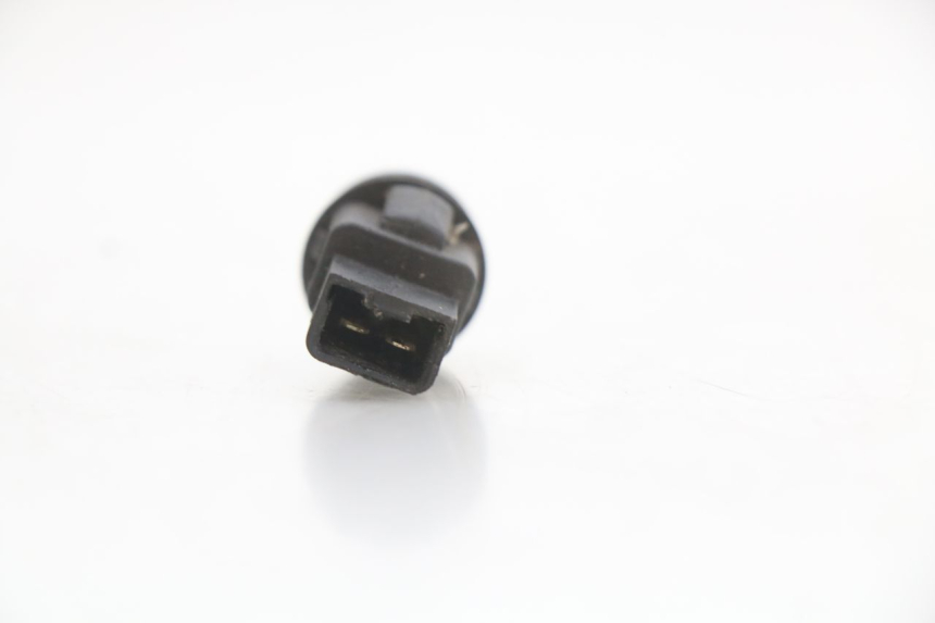 photo de COMUTADOR DE PARTIDA PIAGGIO FLY 4T 50 (2004 - 2010) - Outro ângulo de visão
