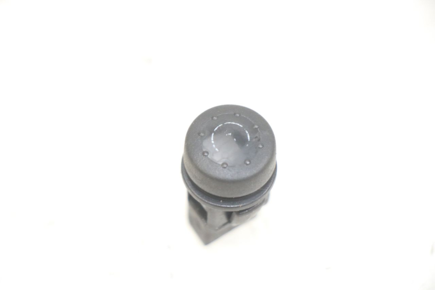 photo de COMUTADOR DE PARTIDA PIAGGIO FLY 125 (2005 - 2012) - Detalhe da peça