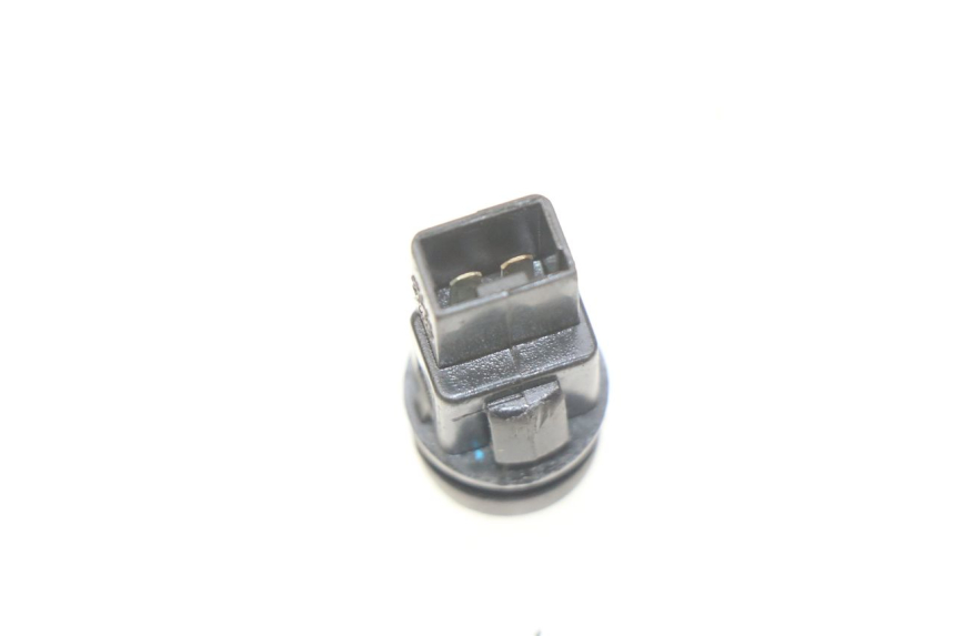 photo de INTERRUPTOR DE PARTIDA PIAGGIO FLY 100 (2006 - 2010) - Detalhe da peça