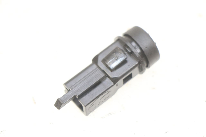 photo de INTERRUPTOR DE PARTIDA EUROCKA GTR-C 50 (2012 - 2021) - Detalhe da peça