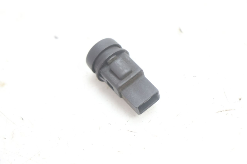photo de INTERRUPTOR DE PARTIDA PIAGGIO LIBERTY 50 (1998 - 2003) - Detalhe da peça