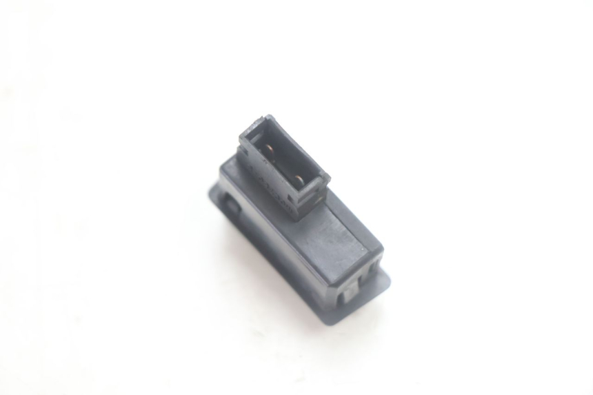 photo de COMANDO DE PARTIDA KYMCO LIKE 125 (2009 - 2016) - Outro ângulo de visão