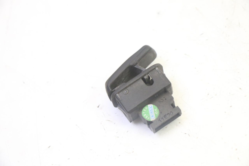 photo de INTERRUPTOR DE PARTIDA PIAGGIO MP3 500 (2011 - 2015) - Zoom do estado de desgaste