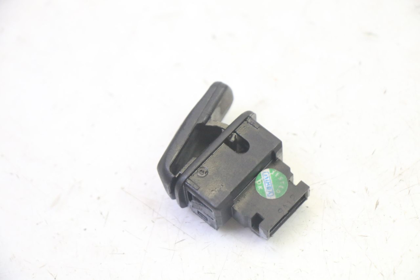photo de INTERRUPTOR DE PARTIDA PIAGGIO MP3 RL 250 (2006 - 2010) - Zoom do estado de desgaste