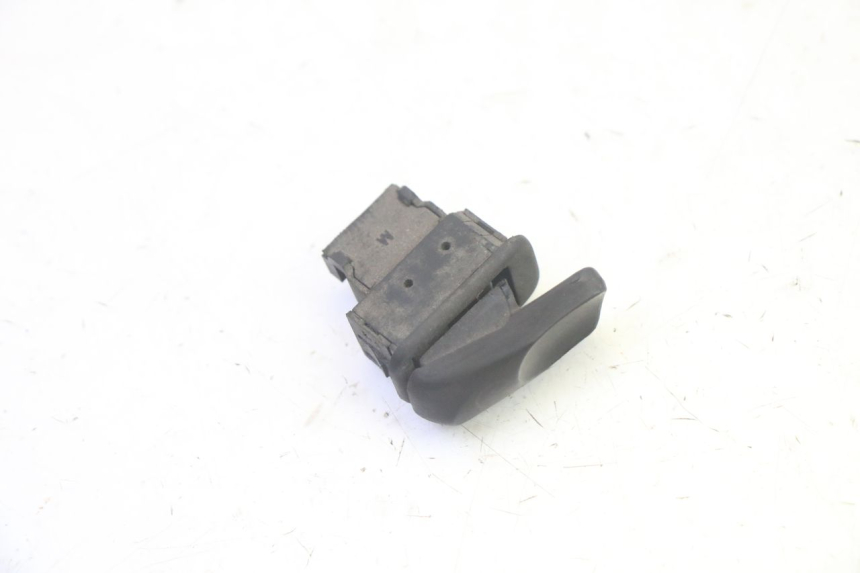 photo de COMUTADOR DE PARTIDA PIAGGIO MP3 125 (2006 - 2014) - Detalhe da peça