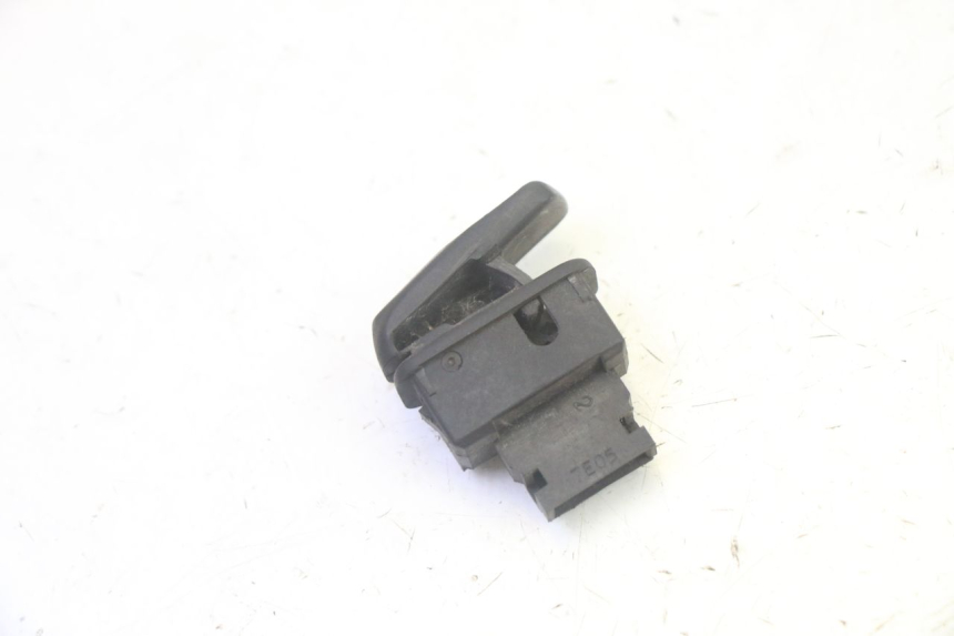 photo de COMUTADOR DE PARTIDA PIAGGIO MP3 125 (2006 - 2014) - Zoom do estado de desgaste