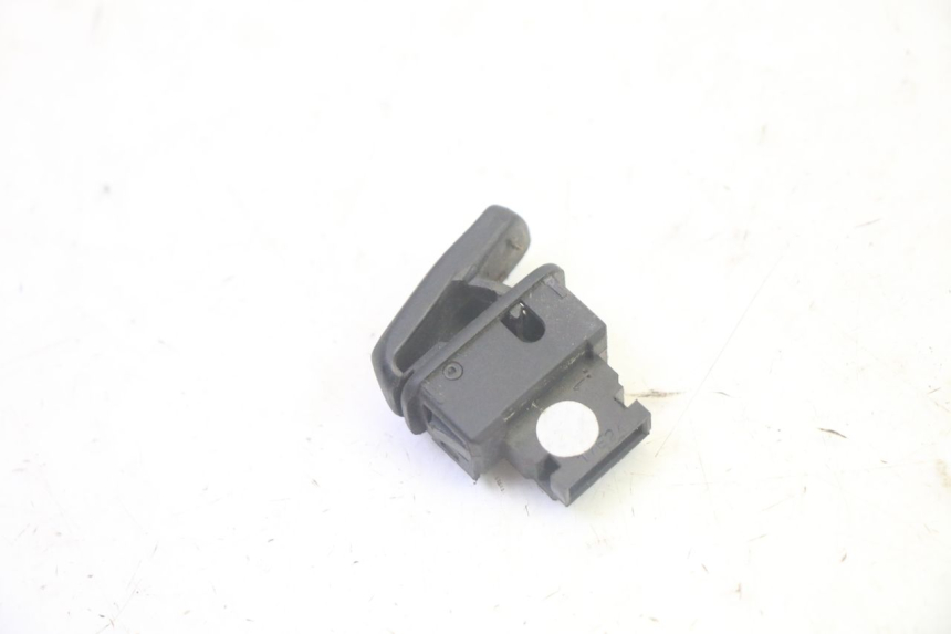 photo de COMUTADOR DE PARTIDA PIAGGIO MP3 500 (2016 - 2018) - Zoom do estado de desgaste