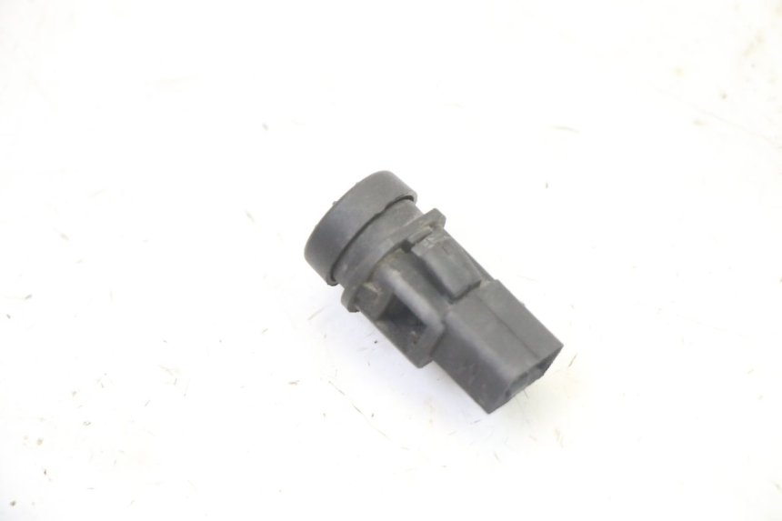 photo de COMUTADOR DE PARTIDA PIAGGIO NRG POWER PUREJET 50 (2018 - 2021) - Zoom do estado de desgaste