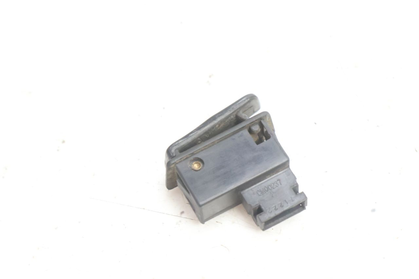 photo de COMUTADOR DE PARTIDA SYM ORBIT III 3 4T 50 (2021 - 2025) - Zoom do estado de desgaste