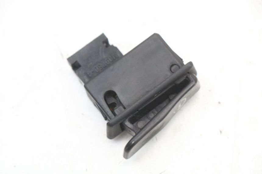 photo de INTERRUPTOR DE PARTIDA SYM ORBIT 50 (2008 - 2010) - Outro ângulo de visão