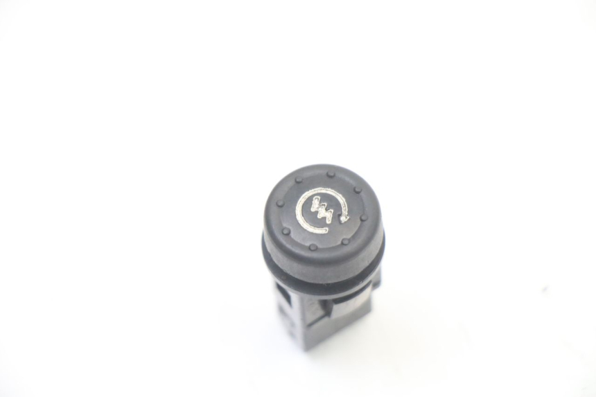 photo de INTERRUPTOR DE PARTIDA PIAGGIO FLY 2T 50 (2004 - 2017) - Detalhe da peça
