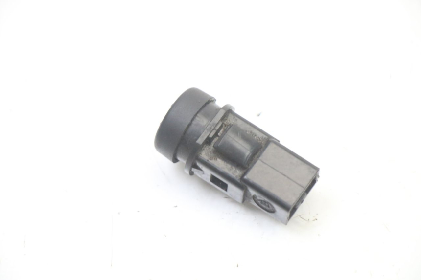 photo de INTERRUPTOR DE PARTIDA PIAGGIO FLY 2T 50 (2004 - 2017) - Zoom do estado de desgaste