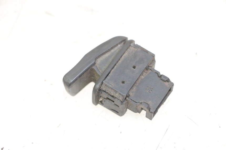 photo de COMUTADOR DE PARTIDA PIAGGIO MP3 125 (2006 - 2014) - Zoom do estado de desgaste