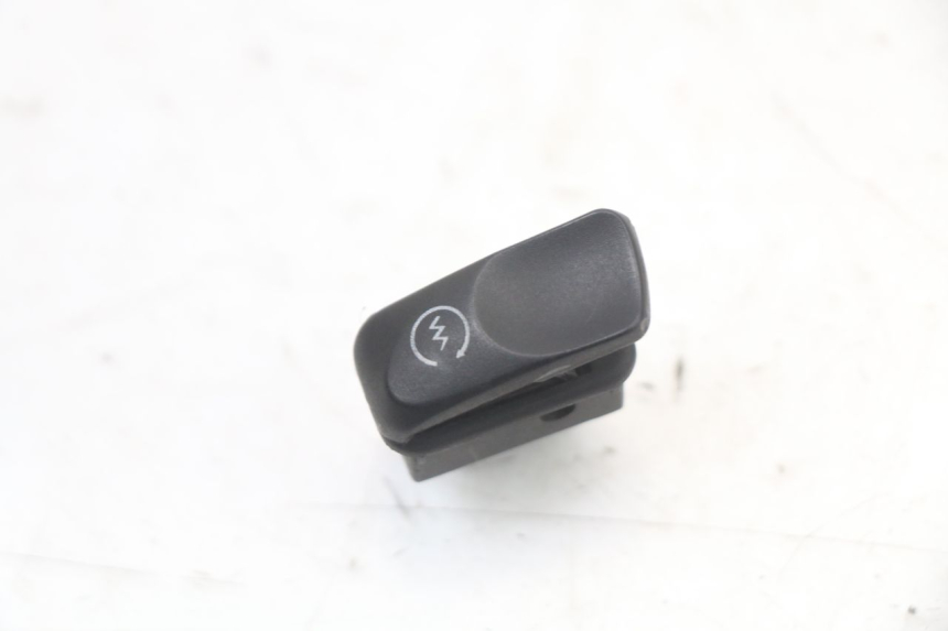 photo de COMANDO DE PARTIDA PIAGGIO VESPA LX 2T 50 (2005 - 2013) - Detalhe da peça