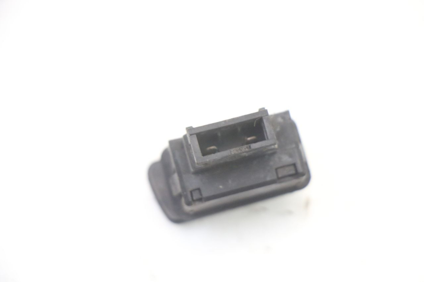 photo de COMANDO DE PARTIDA PIAGGIO VESPA LX 2T 50 (2005 - 2013) - Outro ângulo de visão