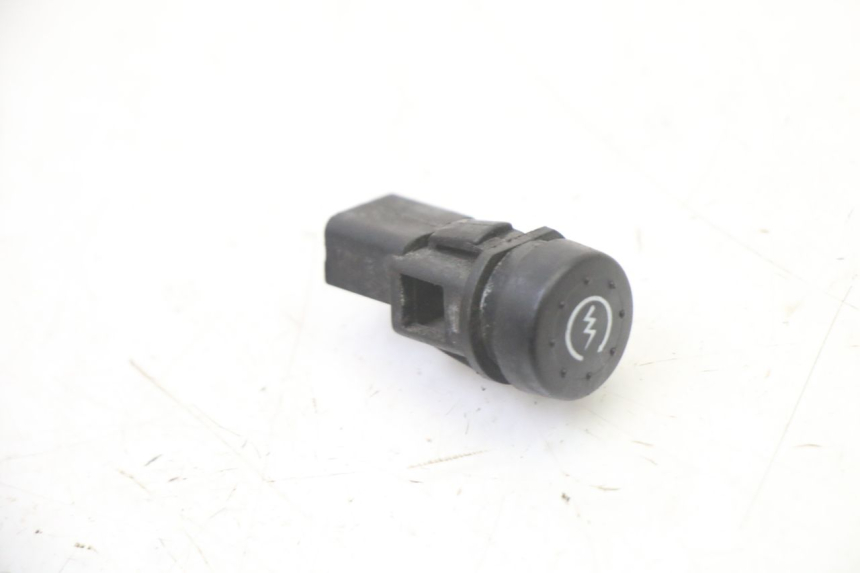 photo de COMUTADOR DE PARTIDA GILERA RUNNER SP 50 (2006 - 2008) - Detalhe da peça