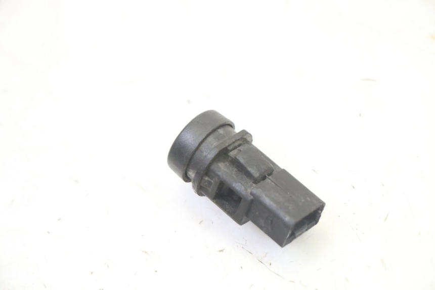 photo de COMUTADOR DE PARTIDA GILERA RUNNER SP 50 (2006 - 2008) - Zoom do estado de desgaste