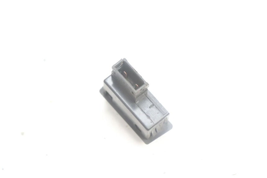 photo de COMUTADOR DE PARTIDA JM MOTORS SANTANA EVO 50 (2024 - 2026) - Outro ângulo de visão