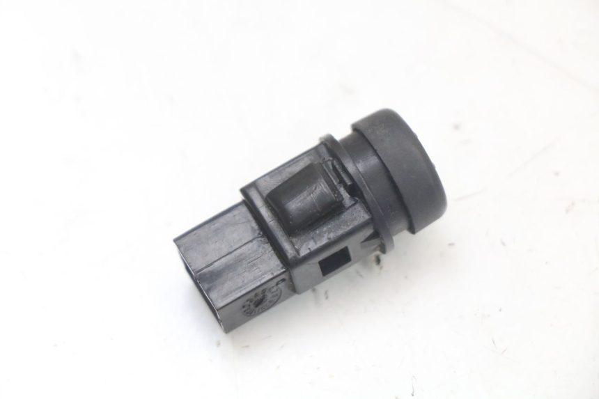 photo de COMUTADOR DE PARTIDA APRILIA SR MOTARD 50 (2012 - 2018) - Outro ângulo de visão