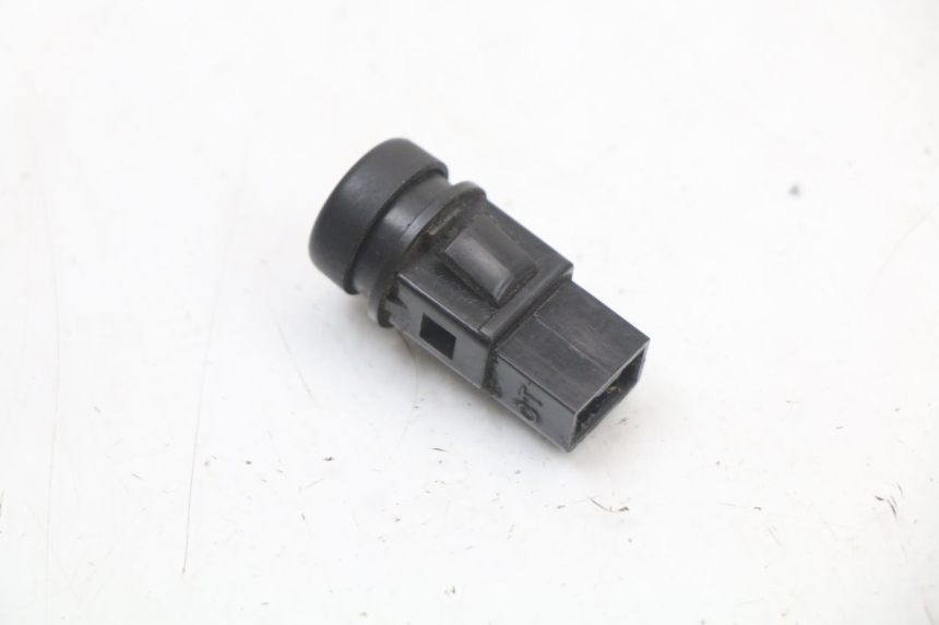 photo de COMUTADOR DE PARTIDA APRILIA SR MOTARD 50 (2012 - 2018) - Zoom do estado de desgaste