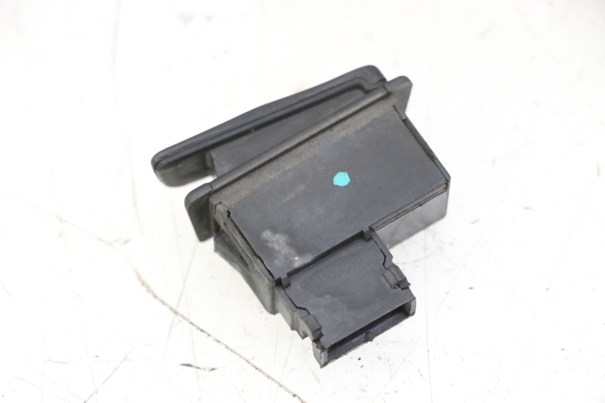 photo de INTERRUPTOR DE PARTIDA PEUGEOT TWEET 4T 50 (2018 - 2022) - Zoom do estado de desgaste