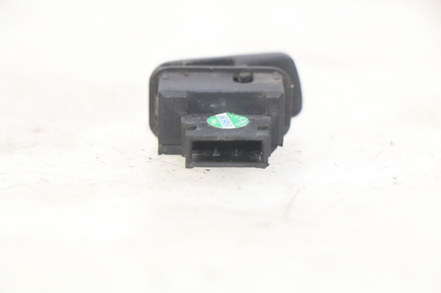 photo de INTERRUPTOR DE PARTIDA PIAGGIO VESPA LXV 125 (2006 - 2009) - Detalhe da peça