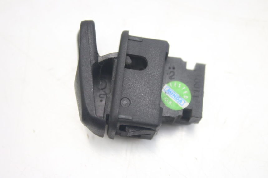 photo de COMUTADOR DE PARTIDA PIAGGIO VESPA S 2T 50 (2007 - 2014) - Detalhe da peça