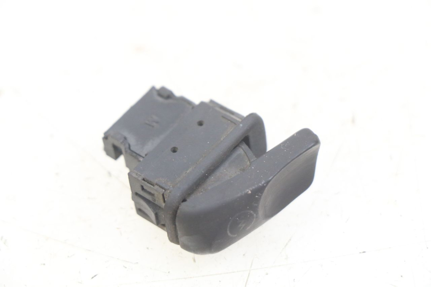 photo de COMUTADOR DE PARTIDA PIAGGIO VESPA S 2T 50 (2007 - 2014) - Detalhe da peça
