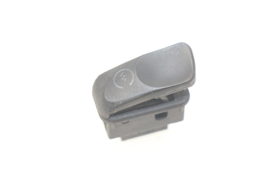 photo de INTERRUPTOR DE PARTIDA PIAGGIO X7 125 (2007 - 2013) - Vista principal