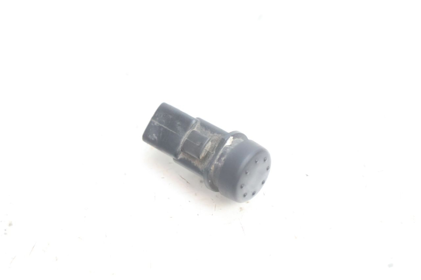 photo de INTERRUPTOR DE PARTIDA PIAGGIO X8 STREET 125 (2006 - 2007) - Detalhe da peça