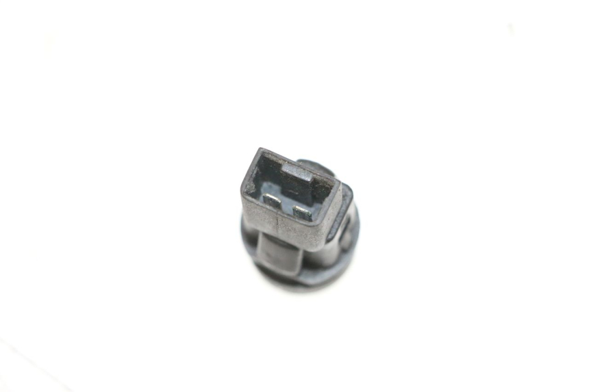 photo de COMUTADOR DE PARTIDA PIAGGIO X8 125 (2004 - 2007) - Detalhe da peça