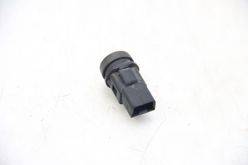 photo de COMANDO DE PARTIDA PIAGGIO X9 EVOLUTION 125 (2003 - 2007) - Detalhe da peça
