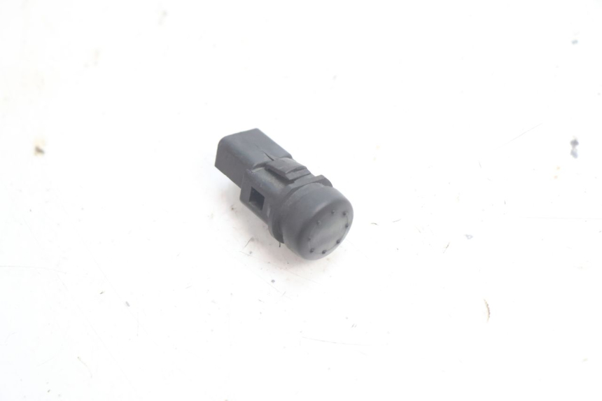 photo de COMANDO DE PARTIDA PIAGGIO X9 EVOLUTION 125 (2003 - 2007) - Detalhe da peça