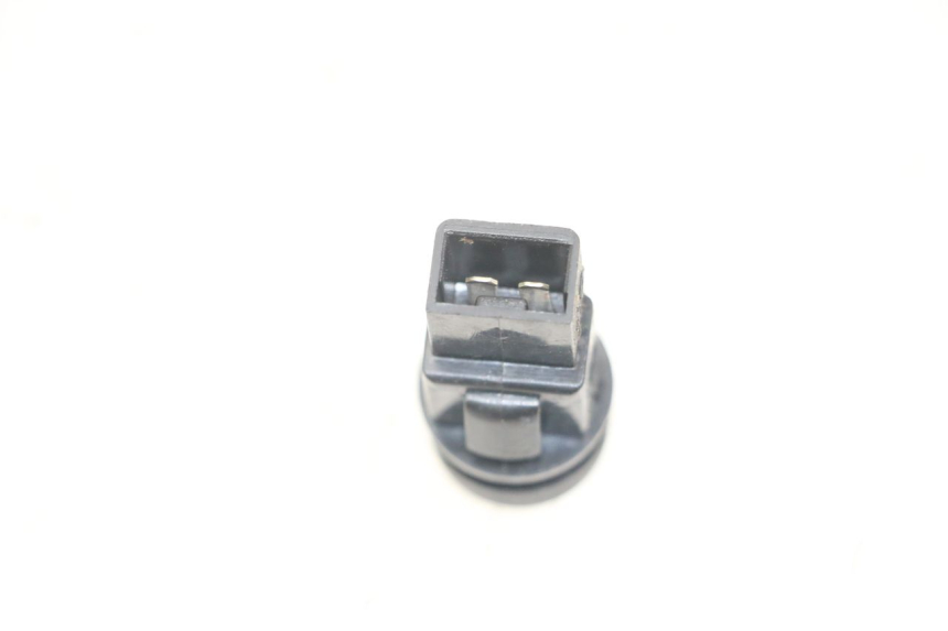 photo de COMUTADOR DE PARTIDA PIAGGIO ZIP 2T 50 (2009 - 2019) - Detalhe da peça