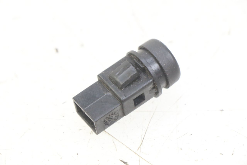 photo de COMANDO DE PARTIDA PIAGGIO ZIP 4T 50 (2018 - 2020) - Detalhe da peça