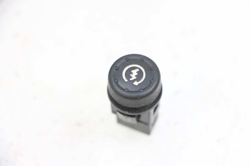 photo de COMANDO DE PARTIDA PIAGGIO ZIP 4T 50 (2018 - 2020) - Zoom do estado de desgaste