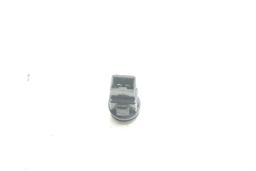 photo de COMANDO DE PARTIDA PIAGGIO ZIP 4T 50 (2018 - 2020) - Outro ângulo de visão