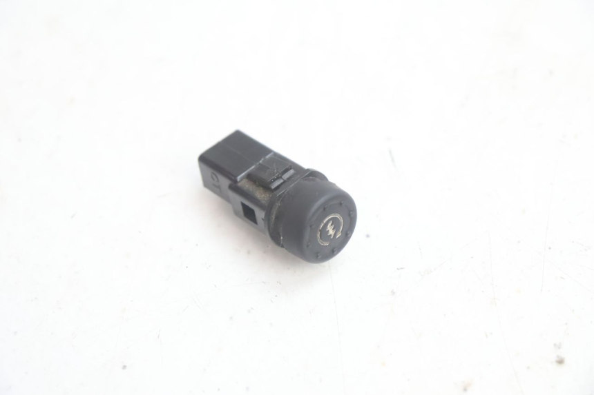 photo de INTERRUPTOR DE PARTIDA PIAGGIO ZIP IGET 4T 50 (2021 - 2023) - Detalhe da peça