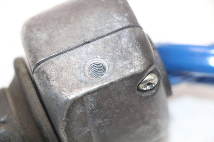 photo de COMANDO DIREITO KYMCO AGILITY 4T 50 (2005 - 2018) - Pontos de fixação