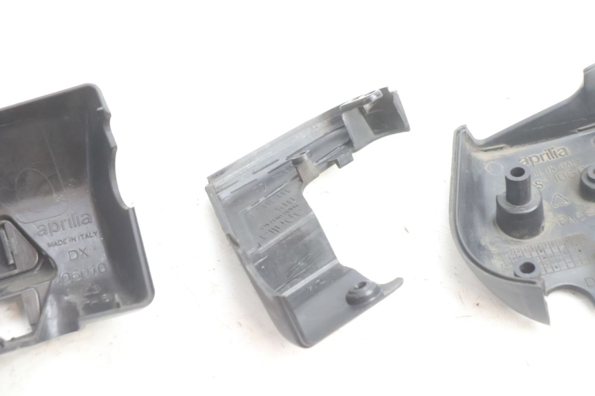 photo de COMUTADOR DIREITO APRILIA ATLANTIC S 125 (2010 - 2013) - Pontos de fixação
