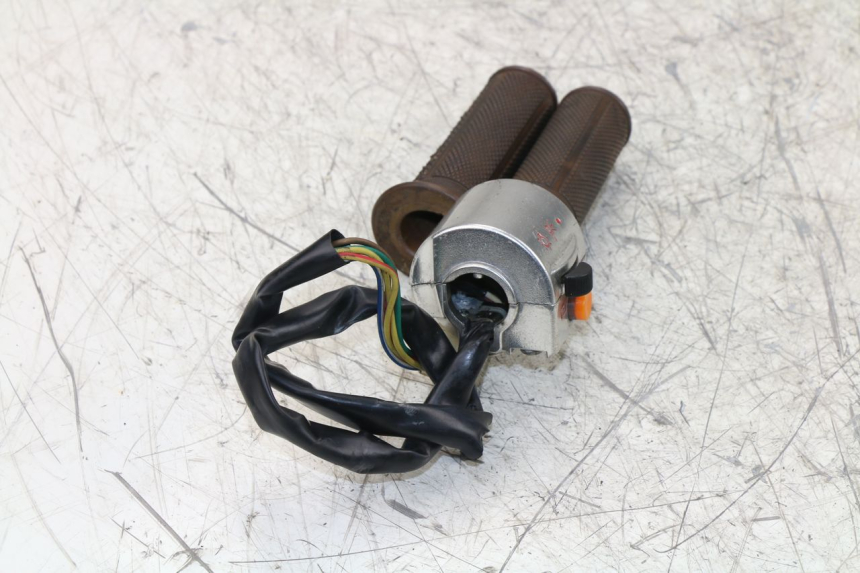 photo de COMANDO DIREITO BAOTIAN BT COLLECTOR 50 (2005 - 2013) - Ampliação técnica