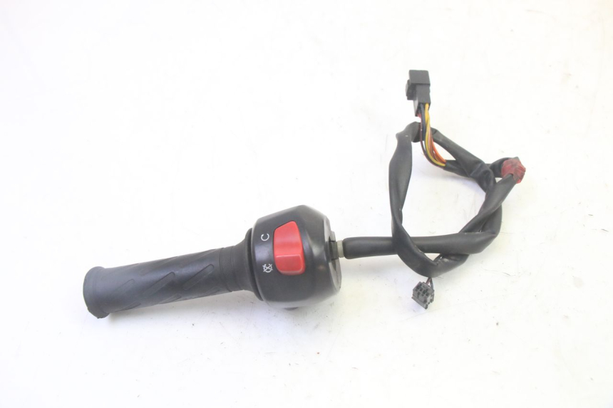 photo de COMANDO DIREITO SUZUKI BURGMAN 125 (2007 - 2014) - Outro ângulo de visão