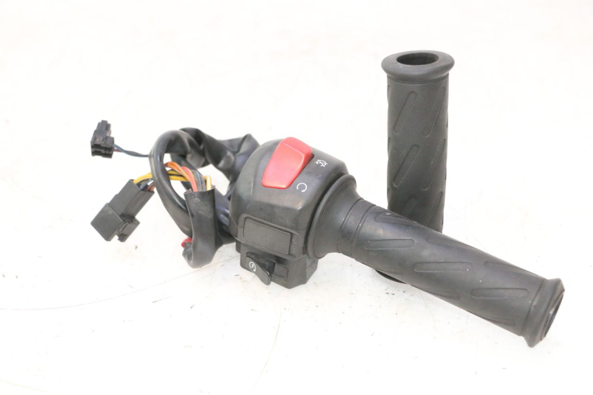 photo de COMANDO DIREITO SUZUKI BURGMAN 125 (2007 - 2014) - Vista principal