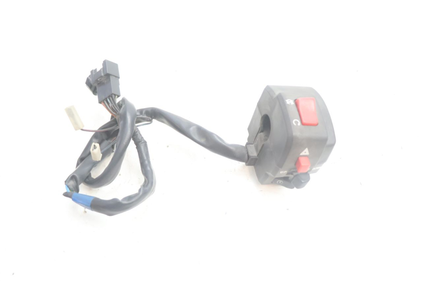 photo de COMANDO DIREITO SUZUKI BURGMAN EXECUTIVE ABS 650 (2006 - 2012) - Zoom do estado de desgaste