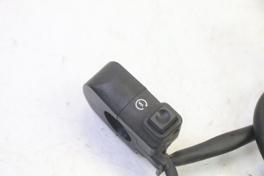 photo de COMANDO DIREITO HONDA CBF 125 (2009 - 2015) - Detalhe da peça