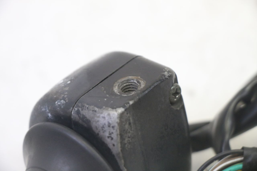 photo de COMANDO DIREITO SYM CROX 4T 50 (2016 - 2023) - Estado da superfície